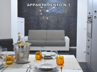 Red & Blu Apartments - Desenzano del Garda - 0