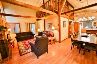 Chalet Vino Rosso - Skykomish - 3