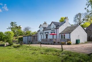The Old Farmhouse - Balloch - 9