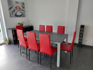 Several different rooms, newly furnished, in a new house in Vichten - 1