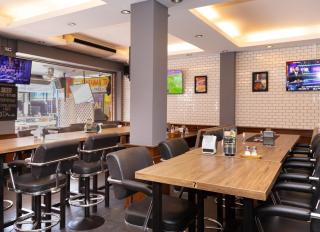 Robin's Nest Guesthouse & Restaurant - 7