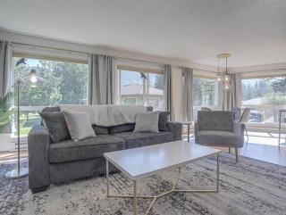 SKI-Mount Hood Charm-Welches,Golf and SKI resort condo,W&D, WIFI,Near Woods,Hiking,Fishing - Mount Hood Village - 5