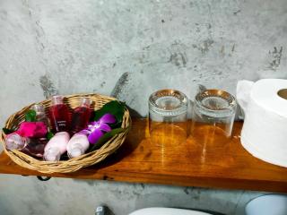 Alaska poolcafe&homestay - - 4