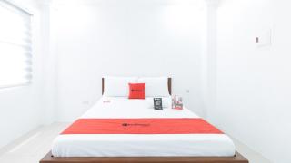 RedDoorz Plus at DBuilders Poblacion BGC - Manila - 1