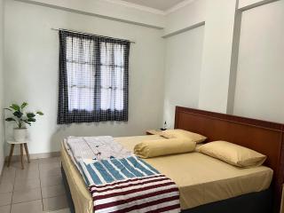 Villa Lippo carita langsung pantai 3bedroom - Pandegelang - 8