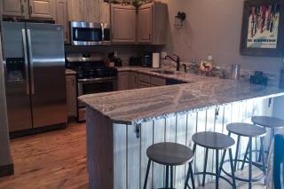 Kingdom Park Perch - 2