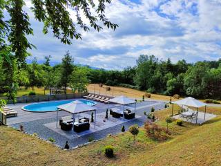 Agriturismo Borgo Biaia - Camporgiano - 0