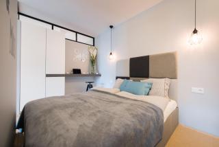 Premium Apartment for Old Town & Jewish Quarter - Balcony plus Pool onsite - Krakow - 4