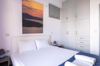Adelphi Apartments - Perissa - 1