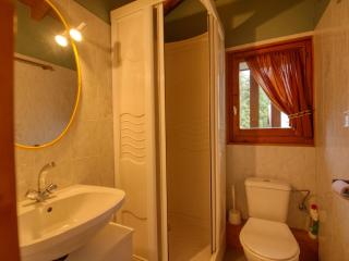 Chalet cosy à Morillon, 2 salles de bain, parking, Wifi, près du lac - FR-1-642-42 - Morillon - 3