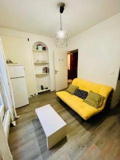 Appartement en plein coeur du 10eme et proche de plusieurs Gares - París - 4