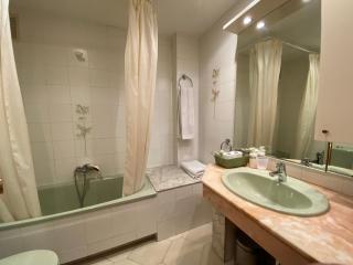 Apartamento con piscina en 1ª línea de playa en Salou - Salou - 8