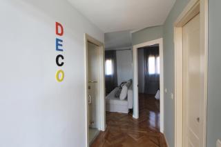 Apartamentos Cinco Rosas - Madrid - 5