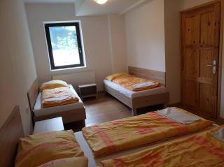 Youth Hostel Nika - 4