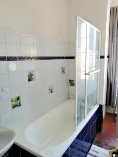 Appartement charmant à La Seyne-sur-Mer 44 m² avec terrasse - La Seyne-sur-Mer - 6