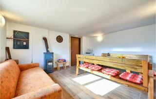 2 Bedroom Amazing Home In Seketin - Seketin - 9