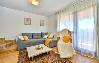 2 Bedroom Amazing Home In Seketin - Seketin - 1