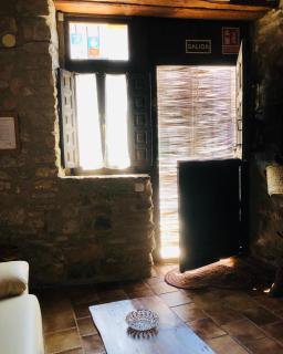 Casa Rustic Suites, JACUZI & LOVE - Chert - 5