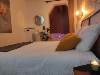 Hyper centre, lumineux avec jacuzzi - Rouen - 2