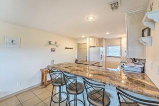 Sea-King Sol Ocean-View Condo in Port Aransas! - Port Aransas - 6