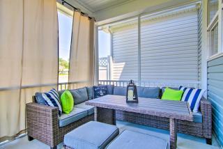 Porch and Pool Access Millville Townhome! - Millville - 8