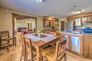 Walk to Golf Course Home with Deck in Ruidoso! - 7
