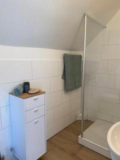 Marlene Ferienwohnung mit Dachterasse ca 50qm - Burg - 2