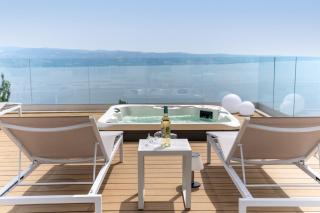 NEW! Seaview Villa Nautique, a 3-bedroom villa with a 32 sqm heated private pool and a Whirlpool - Jesenice - 8