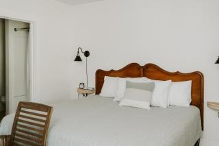 Blue Moon Motel - Lake George - 5
