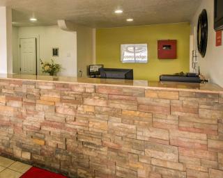 Econo Lodge Albuquerque East - 6