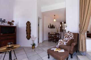 Sunrock Suites - Stelida - 8