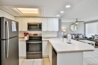 Midnight Cove II 823 - 2