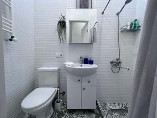 STUDIO near the Round garden - Tbilisi - 1