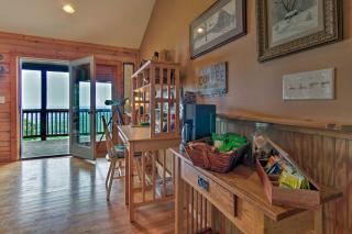 Bring a Pet Bostic Cabin with Mtn Views! - Bostic - 3