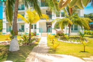 Best Western Grand Baymen Gardens - San Pedro - 8