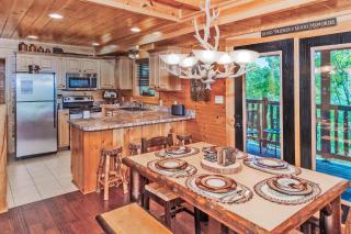 Pine Cone Lodge - Pigeon Forge - 8