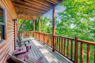 Pine Cone Lodge - Pigeon Forge - 9