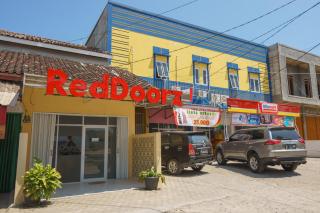 RedDoorz near Kampus UIN Lampung - 6