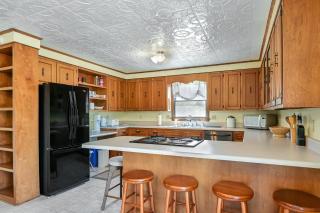 Bloomridge Ranch Mountain Views Modern - Leicester - 3