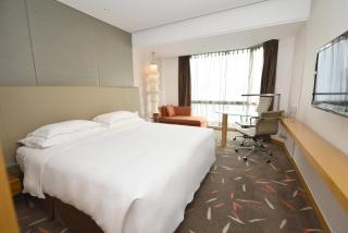 Crowne Plaza Zhongshan Wing On City by IHG - Zhongshan - 2