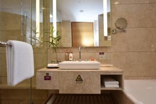 Crowne Plaza Zhongshan Wing On City by IHG - Zhongshan - 6