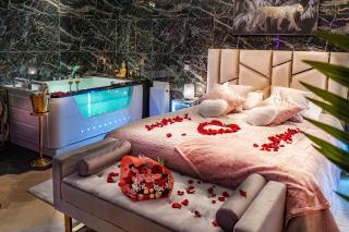 Magnifique loft / spa en face de la cathédrale ! - Narbonne - 0