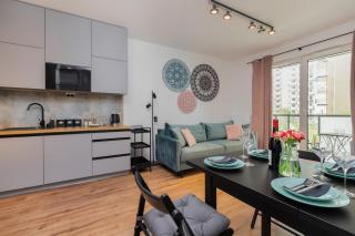Nowa Letnica Apartments with Sauna & Gym & Kids Play in Gdańsk by Noclegi Renters - Danzig - 0