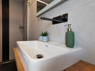Neues City Center Piano Appartement mit Netflix - Klagenfurt - 6