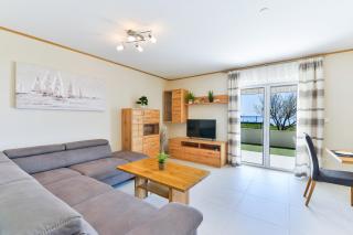 Beachfront Reiterer Villa V1 with Jacuzzi 30 meters from the Beach - CROWONDER LUXURY RENT - Privlaka - 5