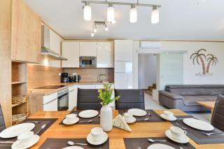 Beachfront Reiterer Villa V1 with Jacuzzi 30 meters from the Beach - CROWONDER LUXURY RENT - Privlaka - 7