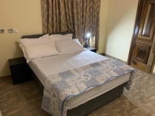 Top Base Apartments - Accra - 9