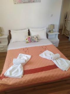 Eutyxia House in Gaios Walk to Center & Beaches - 9