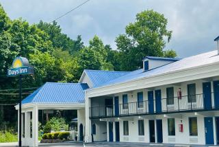 Days Inn by Wyndham Harriman - Harriman - 8