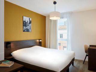 Aparthotel Adagio Access Poitiers - Poitiers - 0